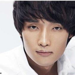 宇非桐个人资料,才华横溢的年轻艺术家，探索艺术与生活的无限可能